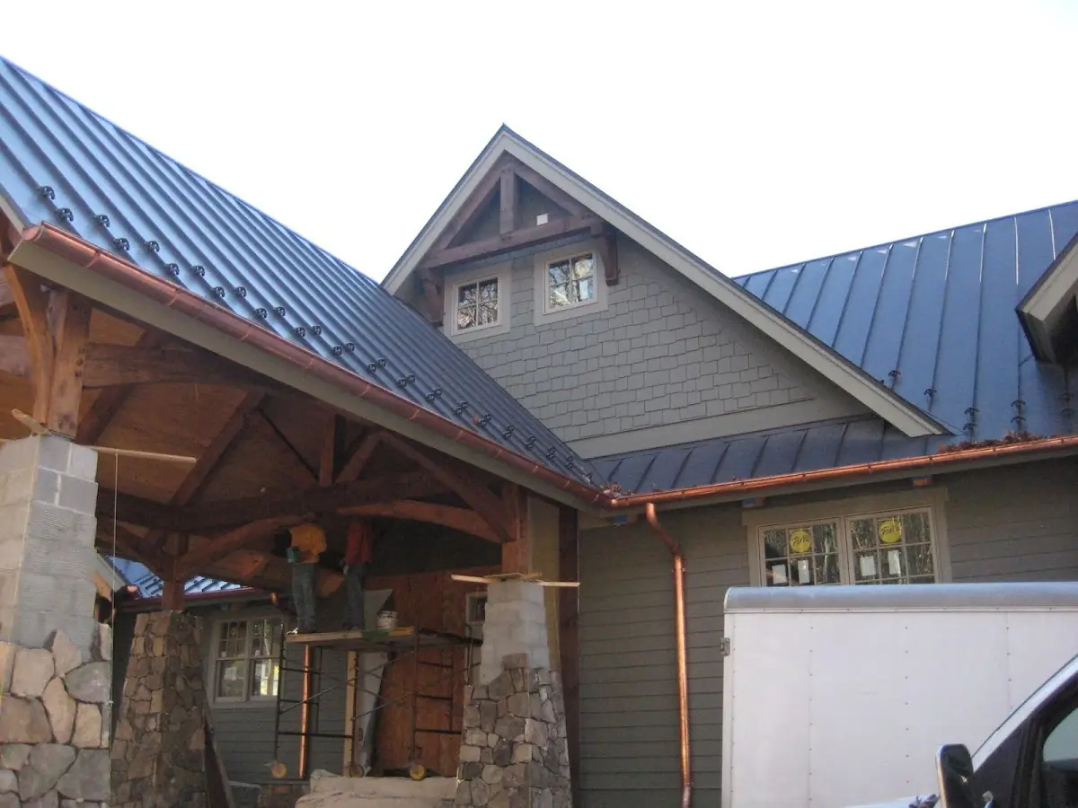 Craftsman Roofing team delivering quality roofing work in Green Acres